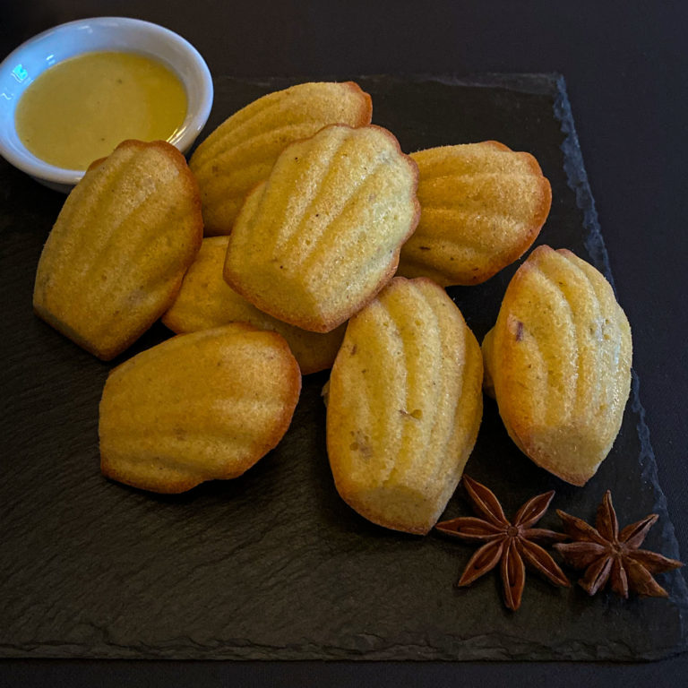 Madeleines mit Sternanis Kleinigkeiten zum Champagner Perlage à trois